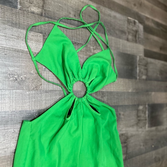Beginning Boutique Trixy Green Cut Out Maxi Dress - Picture 6 of 8